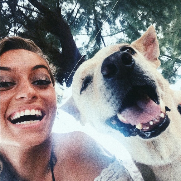 Meet your Posher, Lisa - Picture 1 of 1